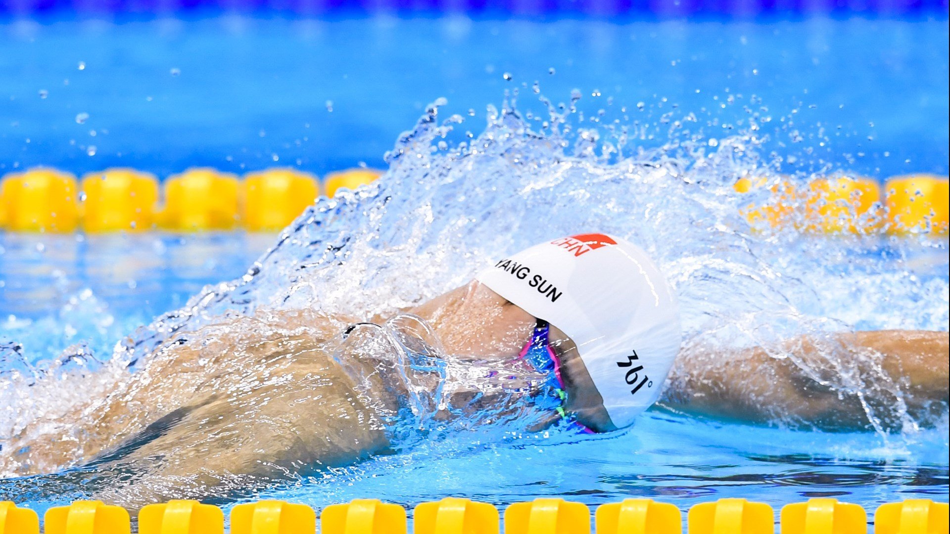 starsky sports直播-攀岩速度赛，挑战极限的快感爆棚，攀岩速度比赛发令